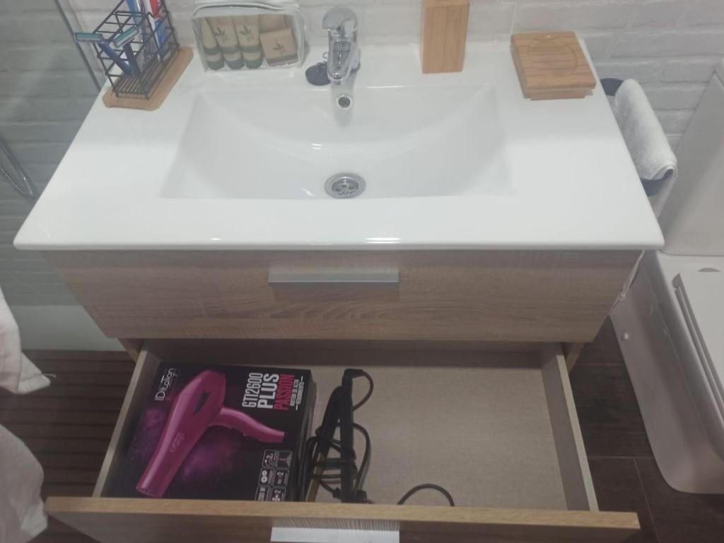 Fantastico Atico Con Terraza, Garaje, Wifi, Con Todo Para Playa, Piscina Y Casa Y No Facturar Maletas! El Portil Extérieur photo