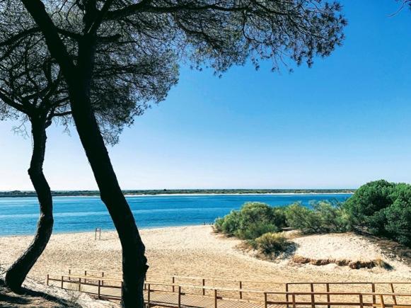 Fantastico Atico Con Terraza, Garaje, Wifi, Con Todo Para Playa, Piscina Y Casa Y No Facturar Maletas! El Portil Extérieur photo